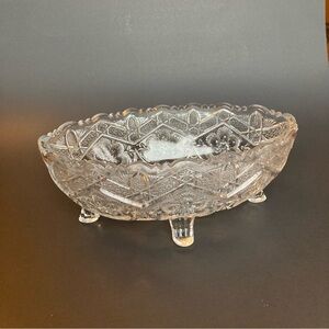 Antique Early American Pattern Glass Indiana Glass Rayed Flower Footed Bowl